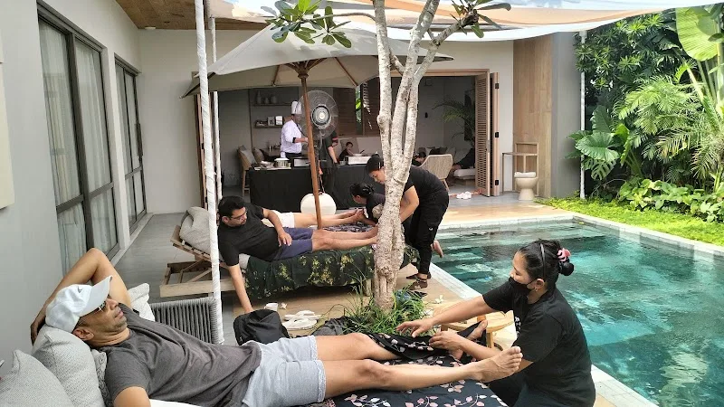 CHARLOT BALI MASSAGE