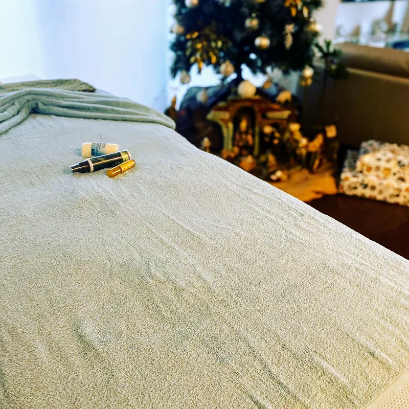 Lymphatic Drainage massage, Lymphoedema, Post-surgery swelling, fluid,