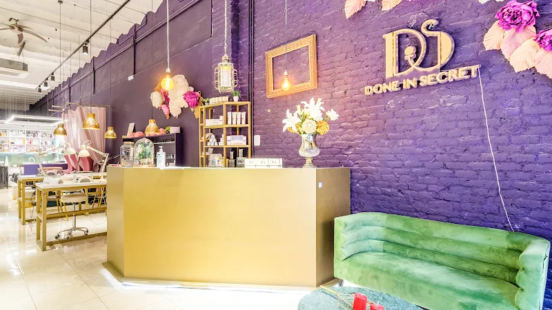 Done In Secret, DIS Estètica