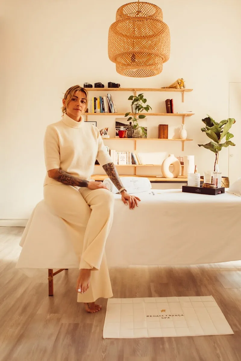 Drainage Lymphatique Méthode Renata França, Roberta Morais.