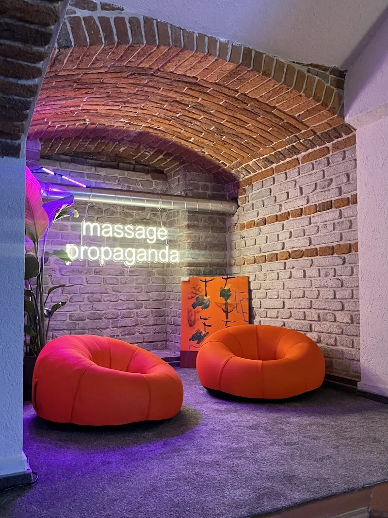 Massage Propaganda